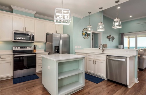 Dauphin Island House | Beachfront Escape with Private Pool, Pet Friendly and Short Walk to Public Beach