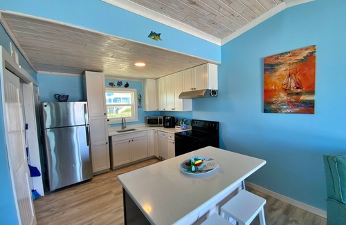 Surf Side Shores House | Beachfront in Fort Morgan - Dogs OK