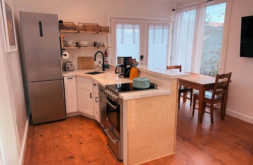 Hermosa Beach Apartment | Beautiful 1-bedroom studio in charming Hermosa Beach perfect for getaway