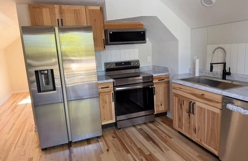 Sauk City House | Beautiful 1-bedroom townhome in wonderful Sauk City