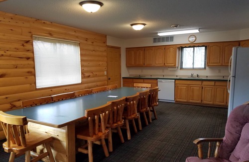 Isle House | Beautiful 2-story cottage on the River Thanes near Lake Mille Lacs
