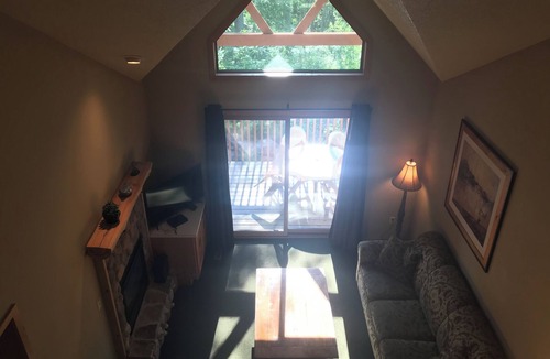 Lake Shore Condo | Beautiful 3 Bedroom Condo at Causeway Resort on Gull Lake, MN