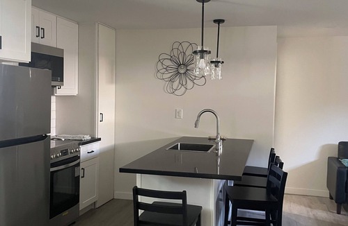 Valley Village House | Beautiful 3-bedroom house with AC near studios