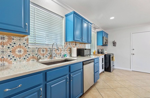Cox Heights House | Beautiful 3BR home with free heated pool/spa! Near Old Town, ASU, golf & more.
