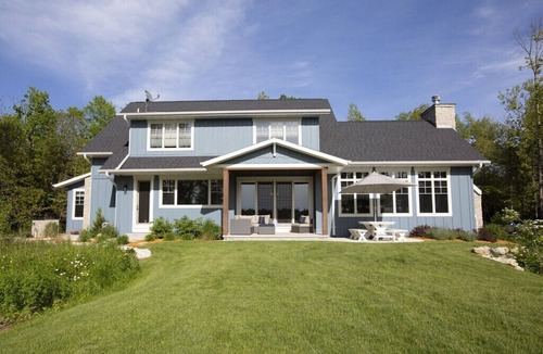 Baileys Harbor Cottage | Beautiful 4-bedroom cottage with AC, WiFi in enchanting Baileys Harbor