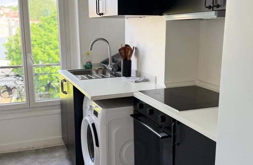 Bagnolet Apartment | Beautiful apartment two minutes from Paris