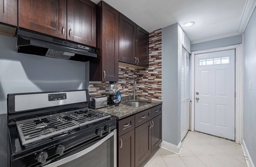 Anacostia Apartment | Beautiful APT with 3-Beds Near Downtown
