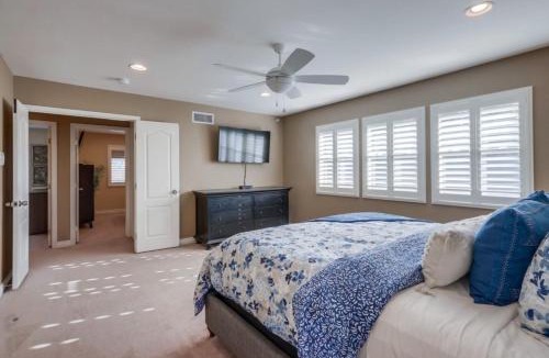 Placentia House | Beautiful Backyard Oasis 5 bedroom 3 Bathroom Home