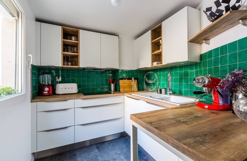 Batignolles House | Beautiful Blues in Batignolles, by Veeve