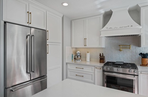 Coast Village House | Beautiful & Bright 2 bedroom house—Steps to Coast Village and Butterfly Beach