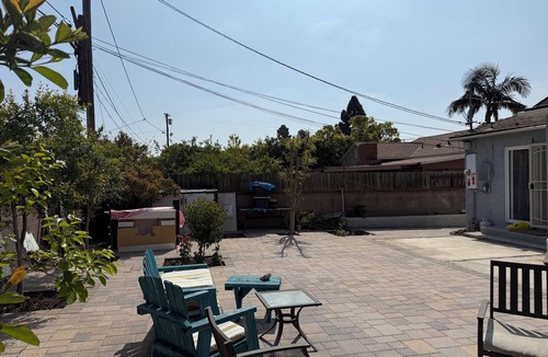 Gardena Apartment | Beautiful guest suite in pleasant Gardena - beaches/downtown/stadiums