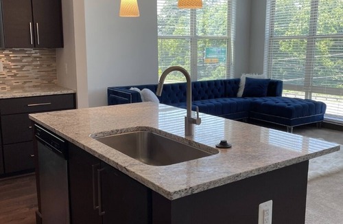 Rockville Apartment | BEAUTIFUL LUXURY APARTMENT IN ROCKVILLE MD!