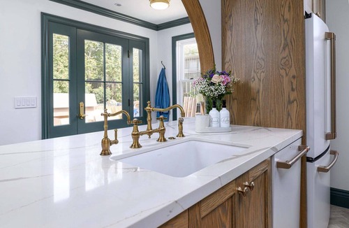 Carpinteria House | Beautiful Magical Historic Webster House at Eleison Farms - Avocado Ranch 3 BD/2 BA
