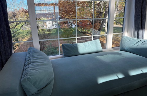 Londonderry Apartment | Beautiful new studio with amazing views - peaceful but close to everything!