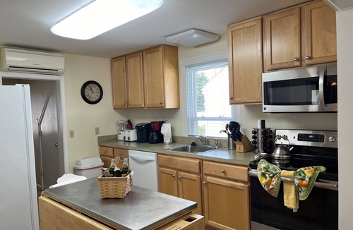 Rock Hall House | Beautiful Retreat Located in Rock Hall - walk to everything!
