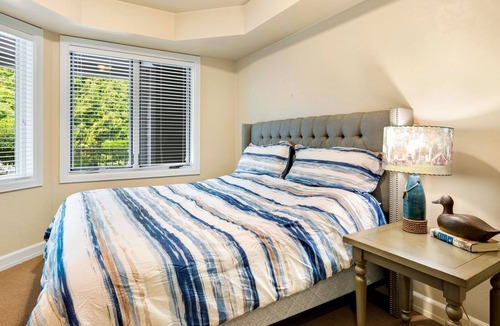 Gills Rock Condo | Beautiful Shoreline Condominium