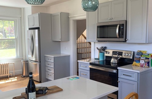 Top of the Hill House | Beautifully home in Newport RI. Five star ratings in all previous rentals.