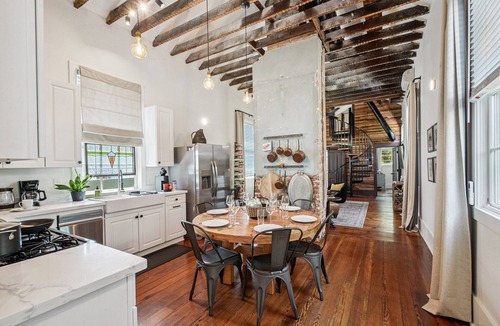 Faubourg Marigny House | Beautifully renovated 3BR house, off street parking in the Marigny Triangle