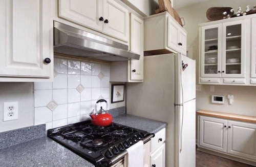 Greater Belhaven Cottage | BELHAVEN COTTAGE HOME NEAR MED CENTER & MILLSAPS