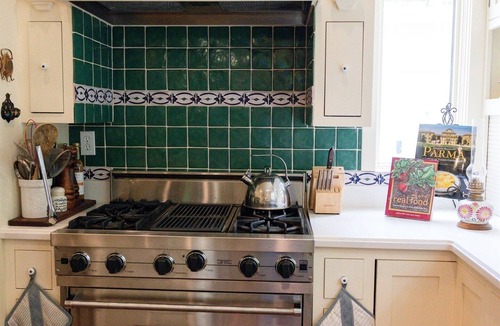Grass Valley House | Ben Taylor Home - Beautiful Historical 1866 Estate