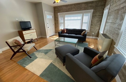 East Village Apartment | Best 2 Bedroom in Downtown Long Beach