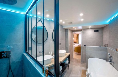 Batignolles Hotel | Best Western Plus Opéra Batignolles