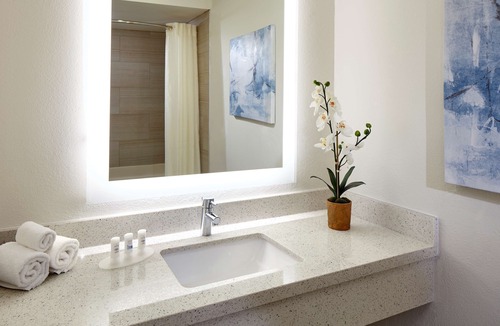 Simi Valley Hotel | Best Western Posada Royale Hotel & Suites