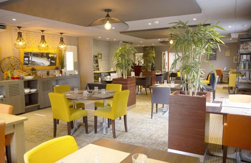 Buc Hotel | Best Western The Hotel Versailles