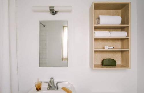 Beverly Hills Apartment | Beverly Terrace powered by Sonder | Superior Double Full Room