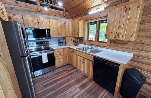 Pillager Cabin | Bigfoot's Bungalow on Beautiful Lake Placid