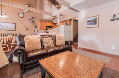 Majestic Pines House | Bigwood W #90