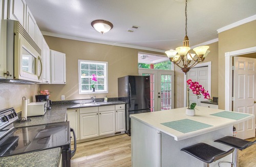 Biloxi House | Biloxi Home: Walk to Fishing & 2 Mi to Beach!