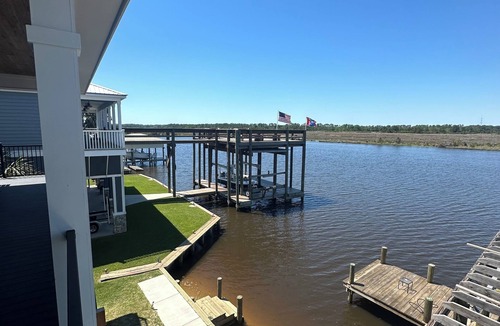 Biloxi House | Biloxi waterfront.3BR/2BA stilt house ~ sleeps 6. Plenty of parking