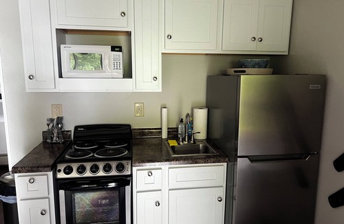 Hayward Resort | Birch Point Resort Kitchenette #14 - Lake Nelson, Hayward