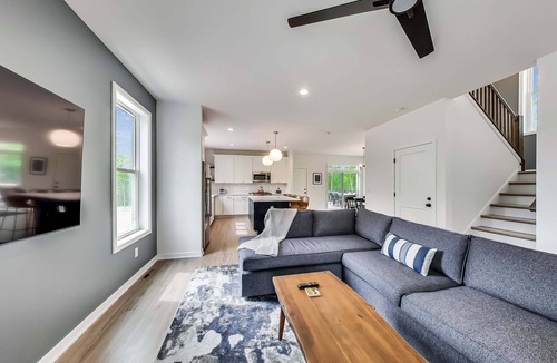 Zenda House | Black Point House: Spacious 4BR lake retreat in Lake Geneva, perfect for family gatherings.