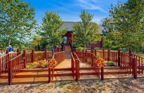 Friendship House | Blissful Deer Cabin