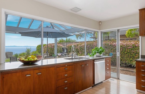 The Mesa House | Blue Horizon - Panoramic Ocean Views