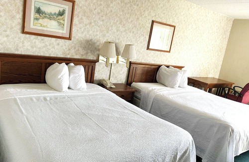 La Crosse Hotel | Blue Way Inn & Suites La Crosse