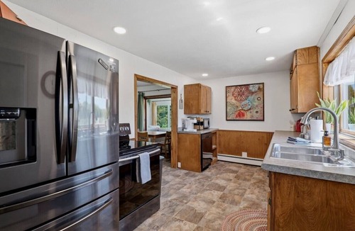 Plymouth House | Blueberry Hill - Entire Home in Plymouth