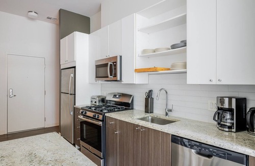 East Cambridge Apartment | Blueground | East Cambridge, pool, nr Charles River