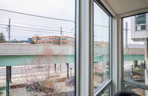 East Cambridge Apartment | Blueground | East Cambridge, pool, nr Charles River