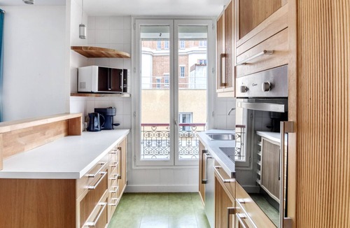 Notre-Dame-des-Champs Apartment | Blueground | Montparnasse, concierge, nr train