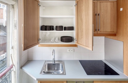 Notre-Dame-des-Champs Apartment | Blueground | Montparnasse, concierge, nr train