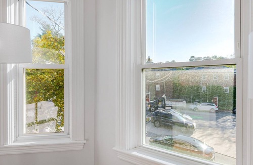 Neighborhood Nine Apartment | Blueground | Neighborhood Nine, view, nr Harvard