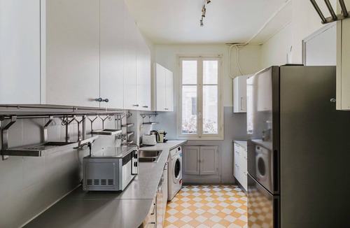 Notre-Dame-des-Champs Apartment | Blueground | Notre-Dame-des-Champs, nr dining