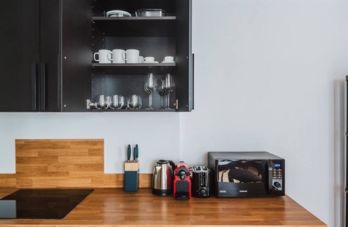 Quartier de Rochechouart Apartment | Blueground | Notre-Dame-de-Lorette 1bd apartment