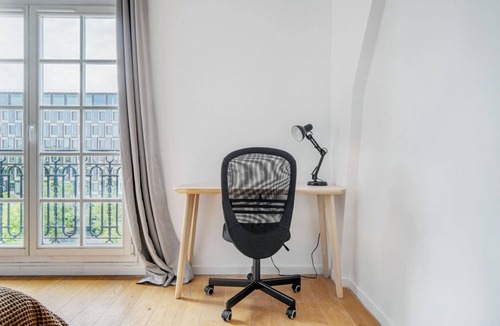 Ternes Apartment | Blueground | Porte Maillot, nr Arc de Triomphe