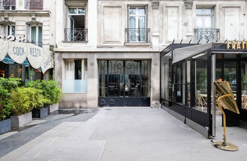 Ternes Apartment | Blueground | Porte Maillot, nr Arc de Triomphe