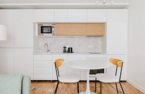 Quartier de la Plaine-de-Monceaux Apartment | Blueground | Ternes, fully furnished & equipped