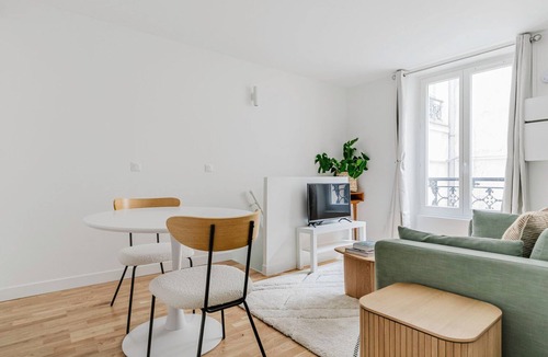 Quartier de la Plaine-de-Monceaux Apartment | Blueground | Ternes, fully furnished & equipped